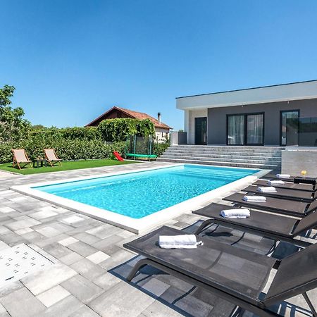 3 Bedroom Beautiful Home In Rastane Donje Donje Rastane ภายนอก รูปภาพ
