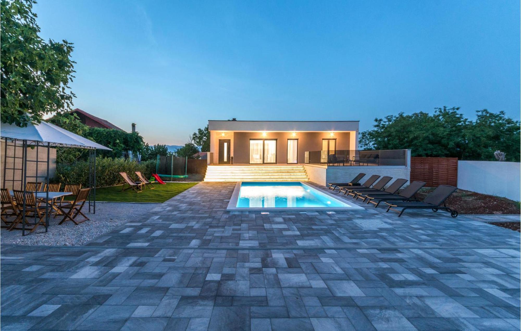 3 Bedroom Beautiful Home In Rastane Donje Donje Rastane ภายนอก รูปภาพ