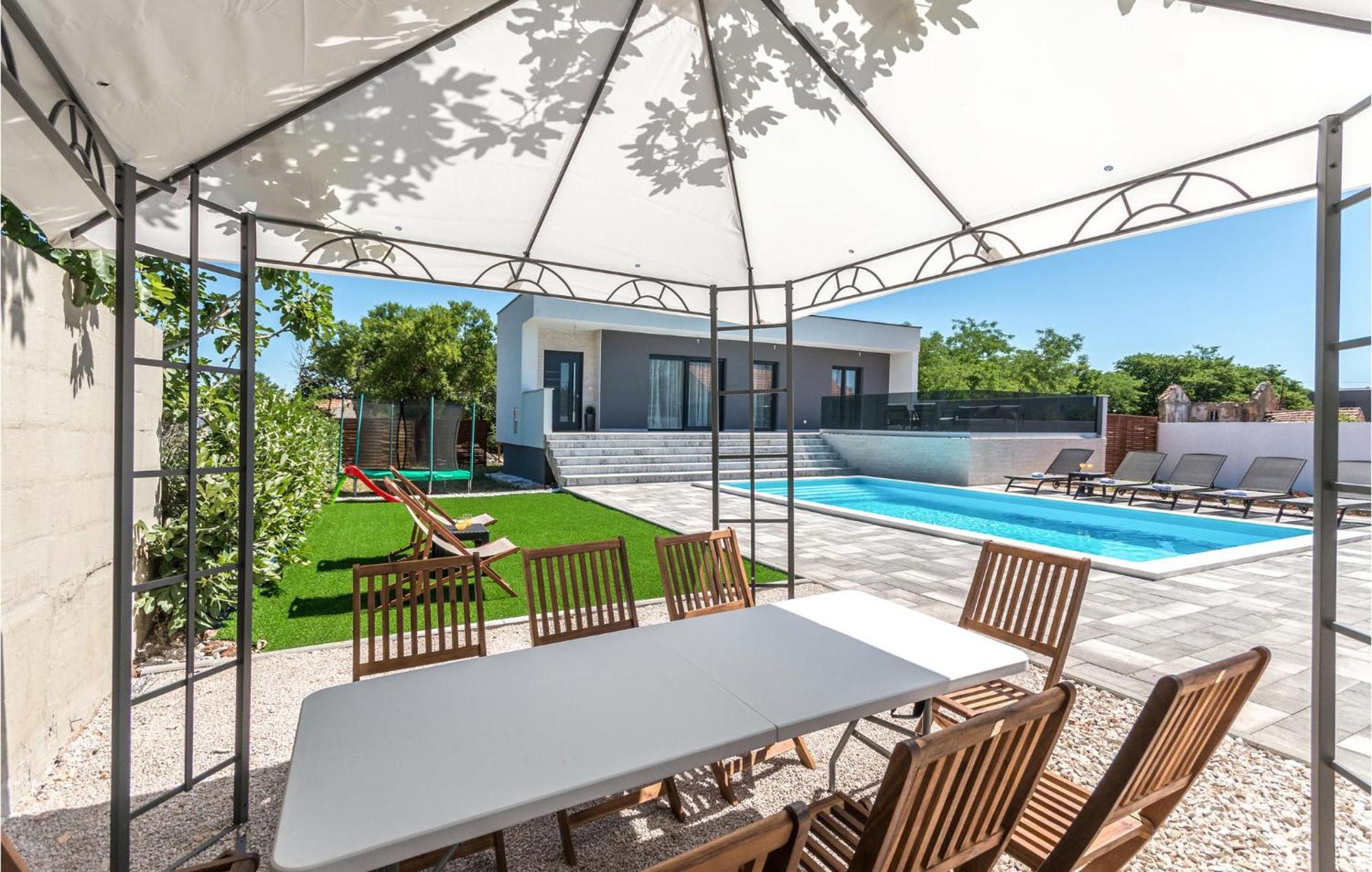 3 Bedroom Beautiful Home In Rastane Donje Donje Rastane ภายนอก รูปภาพ